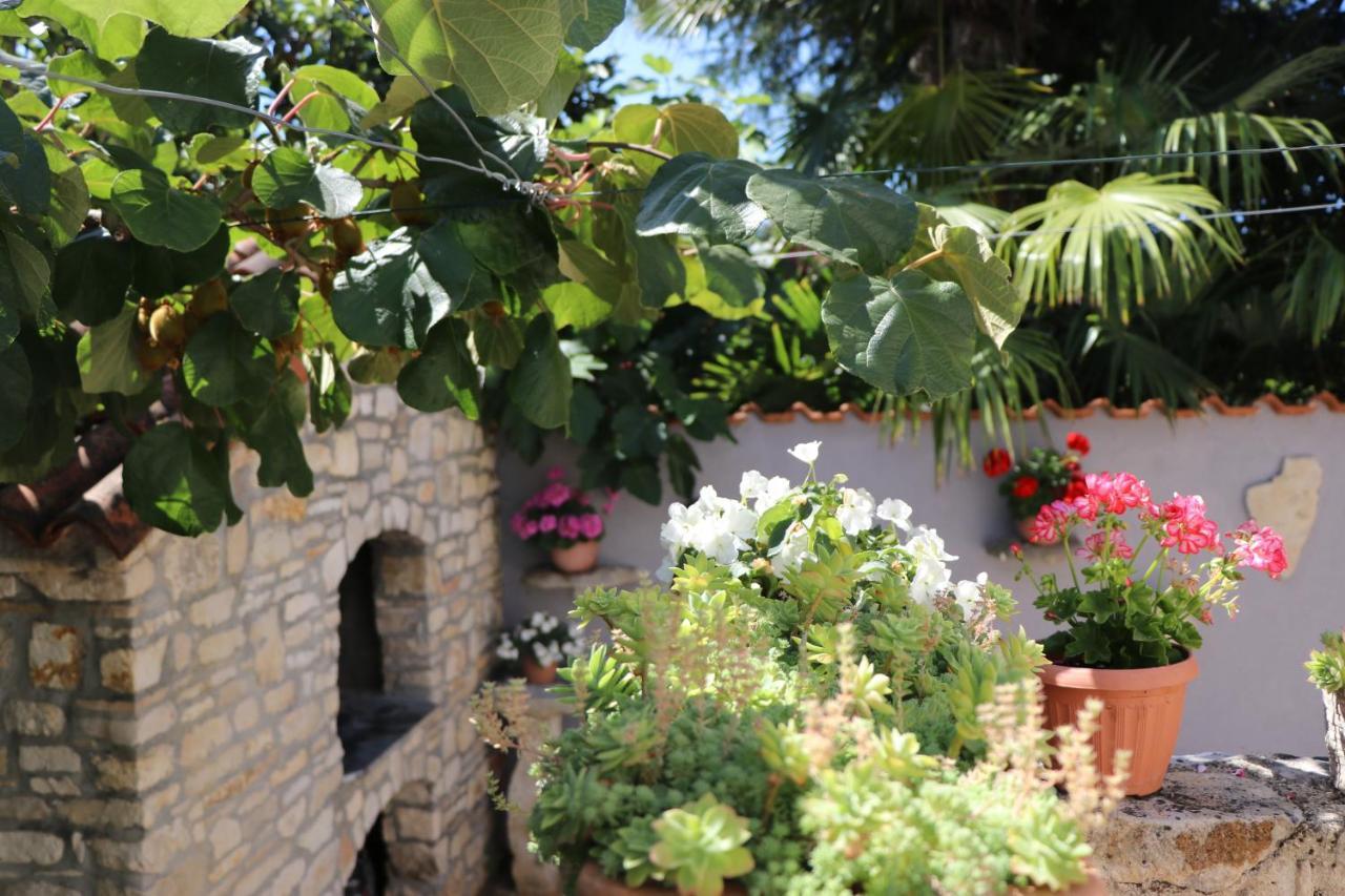 Apartment Sole Poreč Buitenkant foto